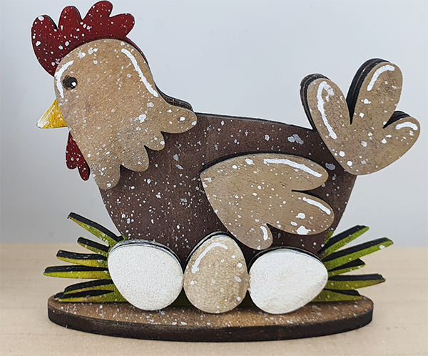 Holz Henne mit 3 Eiern, handemalt, für Holzkränze, h 5 cm