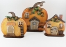 Kleines Holz Kürbis Haus mit mit Schild,Zaun, orange, h 15,5 cm, Handarbeit