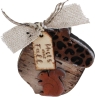 Kleine Holzeichel mit Eichhörnchen und Schild mit Schleife,  handemalt, für Holzkränze,  H 6,5 cm