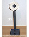1 wood-paper role holder with Gerbera, blue