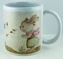 Tasse Lottas Blättertanz, Osterhäschen frühlingsreif, 8,2 x 9,6 cm, weiß, braun, rosa, grün