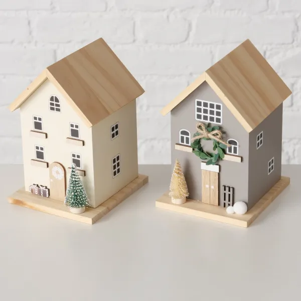 kleine Holzhäuser mit Türkranz und Herz, weiß shabby grau
