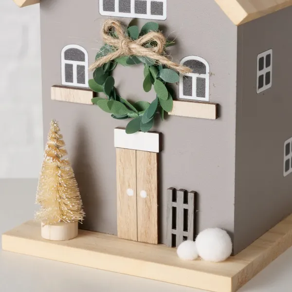 kleines Holzhaus mit Türkranz silber