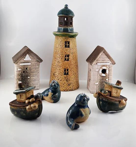 Keramik Leuchtturm, Seehunde, Boote