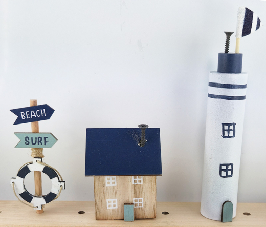 Maritime Steckfiguren für Sebastian Holzkränze, Leutturm Haus Wegweiser