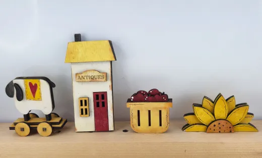 Steckfigur Haus antique gelb braun, H 7,5 cm