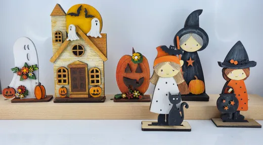 Halloween Gespensterhaus alte Kirche Fledermaus Mond Kuerbisse h12 cm beige braun