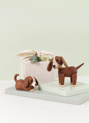 Spring Copenhagen Twix Holz Hund H 11 cm nachhaltiges Geschenk