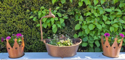 kleine nostalgische Wanne mit Wasserhahn rost 38x22xH40cm Garten Dekor
