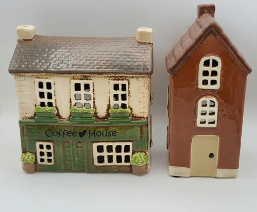 Det Gamle Apotek Keramikhaus Kaffeehaus grün beige H 15,5 cm