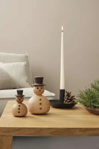 Dekorative Holzfiguren Schneemänner klein und groß von Spring Copenhagen, Produktbild 2