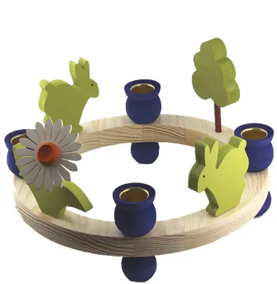 Sebastian design Holzkranz mit blauen Kerzenhalter, 4 Steckfiguren Ostermotive