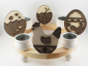 Mittleres Holzei mit lasercut Verzierungen Punkte, natur/walnuss, h 8 cm