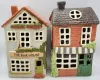 Det Gamle Keramik Haus mit Tisch Stuhl Teelichthaus gelb beige H 17cm