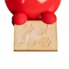 Aarikka Elf mit Lebkuchenbrett, rot h 11 cm finnische Weihnachtsfigur Tonttu