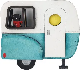 Steckfigur Wohnwagen mit Hund am Fenster, weiß/türkis, H 7,5 cm Steckfigur Wohnwagen mit Hund am Fenster, weiß/türkis, H 7,5 cm